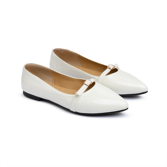 Single Buckle Strap Pointy Ballerina Glazed Leather In White